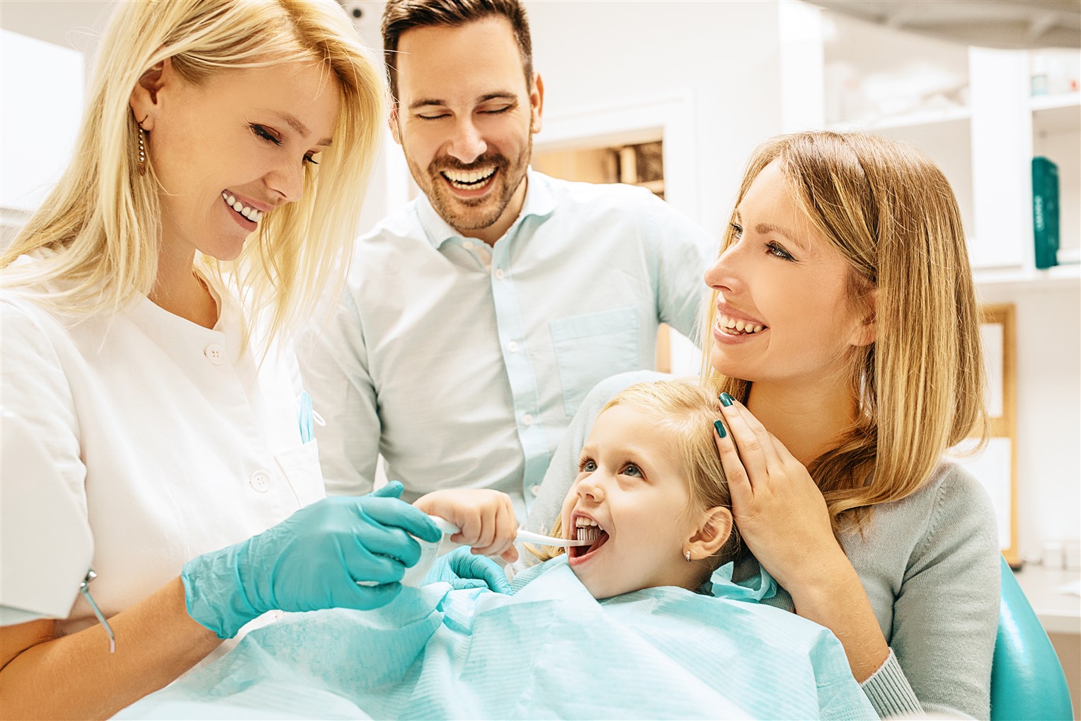 When Should I Bring My Baby For a Dentist Evaluation